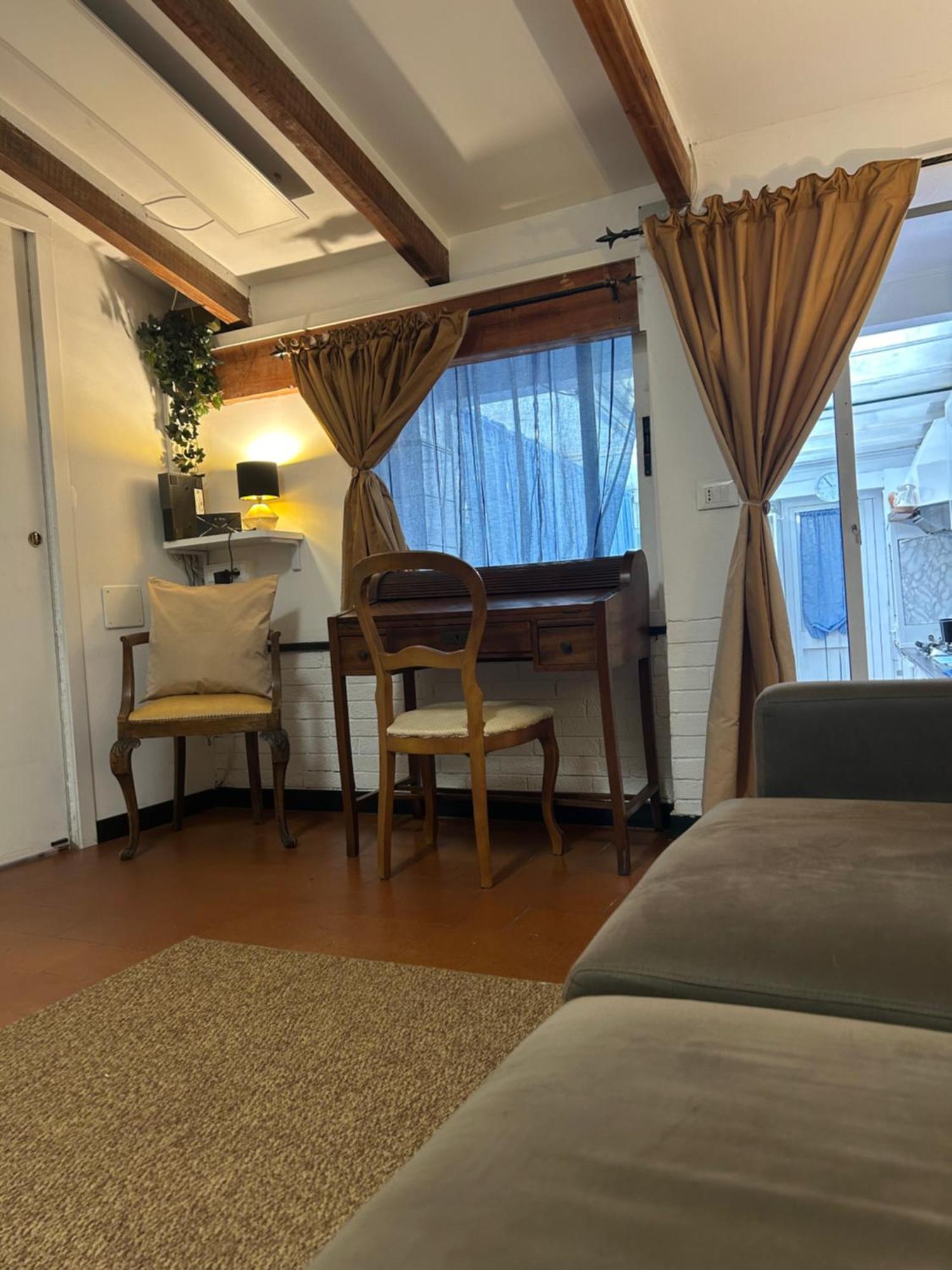 Azzurra Apartment *